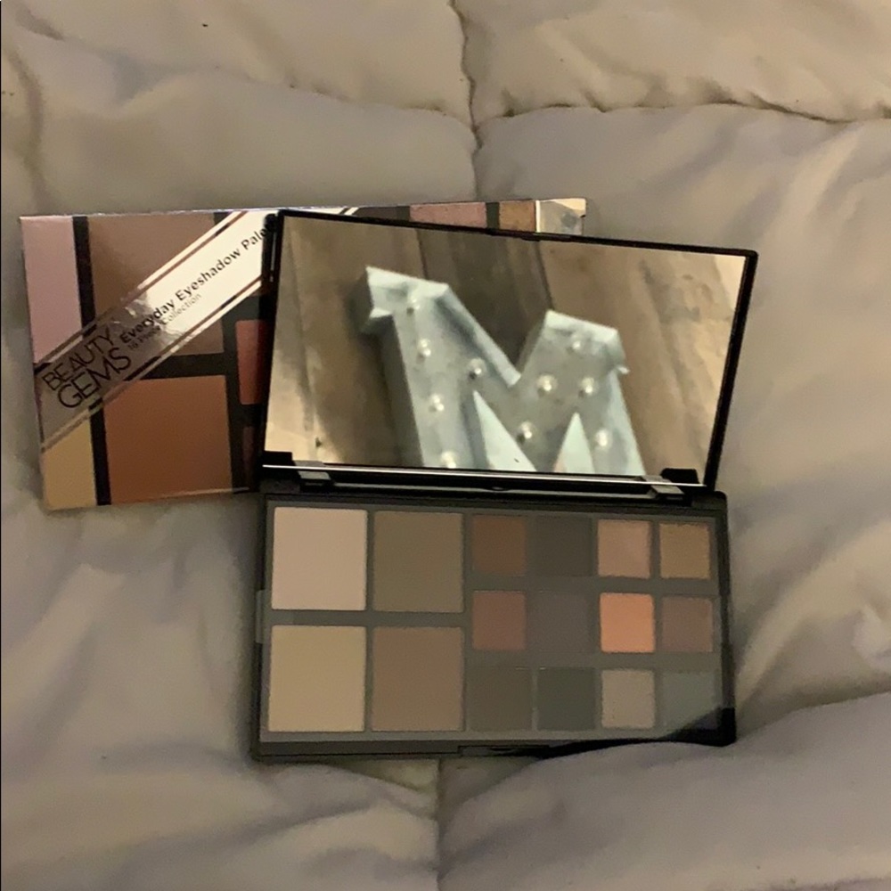 Never opened - Picture 2 of 2